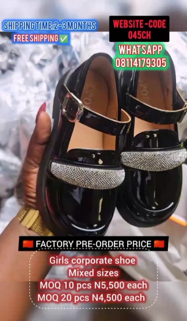 GIRLS CORPORATE SHOE-045CH